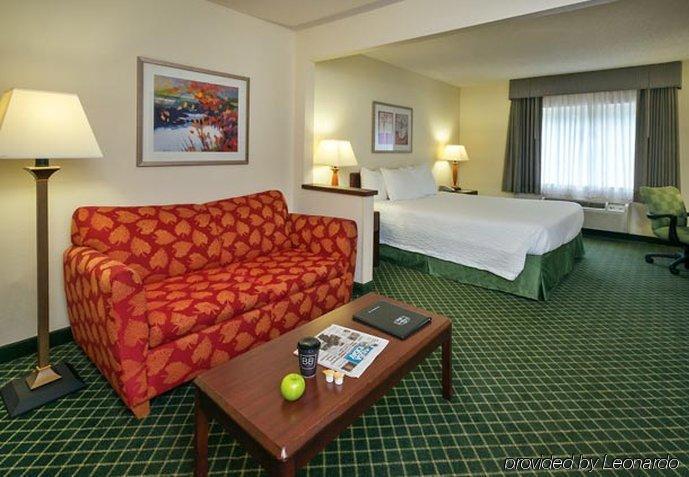 Fairfield Inn Tuscaloosa Δωμάτιο φωτογραφία